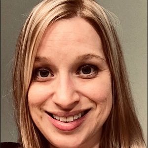 Meet your Posher, Lindsey